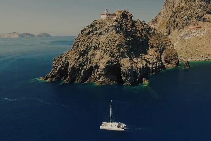 Saranda Catamaran VIP to Krorez and Kakome Beach with Lunch