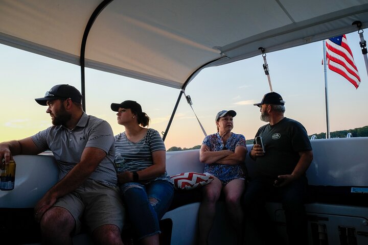 Small Group Sunset Lighthouse Boat Cruise With Local Drinks
