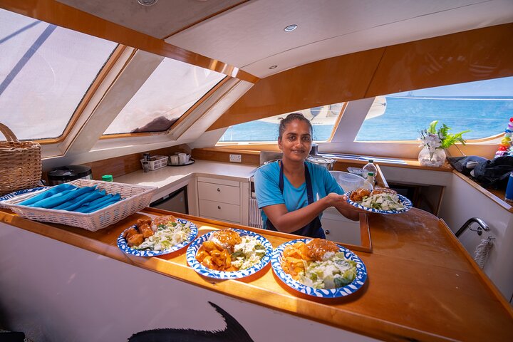 Best Luxury Catamaran Day Sail St Maarten on The Phoenix (Public)