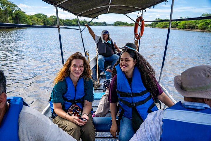 Community and Biodiversity Tour of the Tatacoa Desert from Neiva
