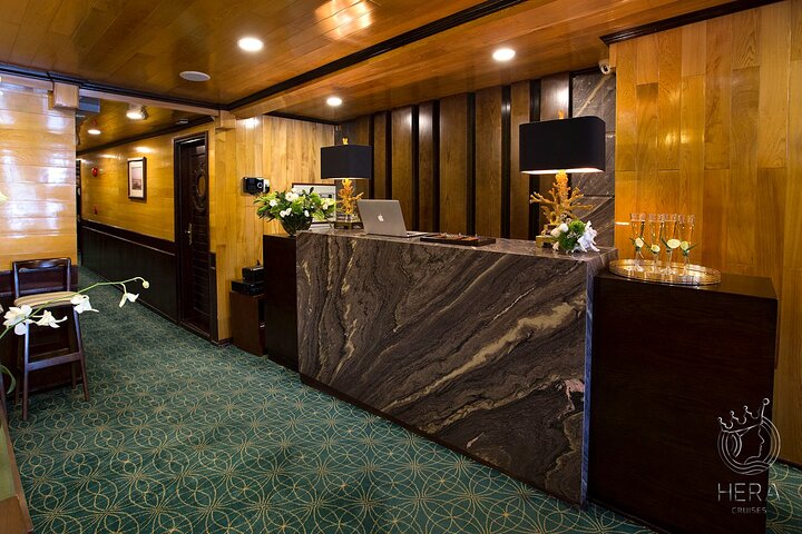 Halong Bay - Hera Cruise - All Inclusive Multi Days Tour