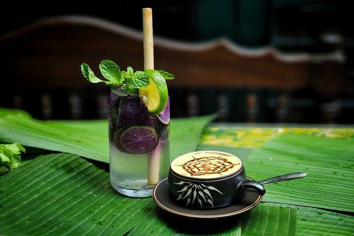 Hanoi Jeep Tour: Food, Culture and Fun by Vietnam Army Jeep