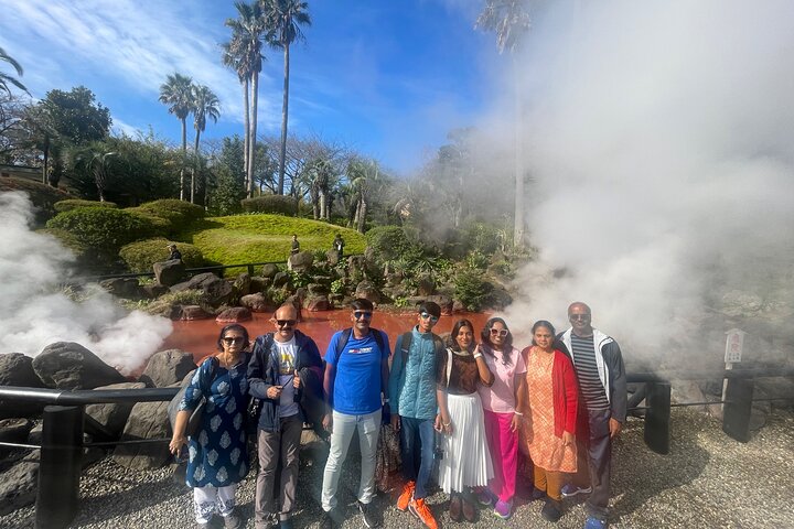 Hot Spring Beppu Onsen with Blue Hell cozy Tour by Car and walk