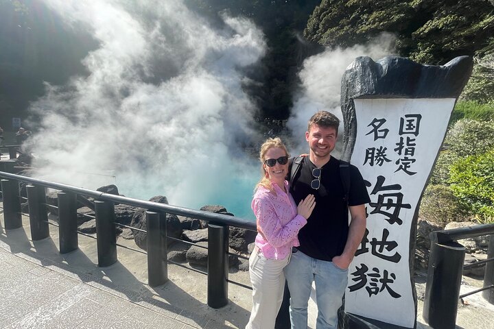 Hot Spring Beppu Onsen with Blue Hell cozy Tour by Car and walk