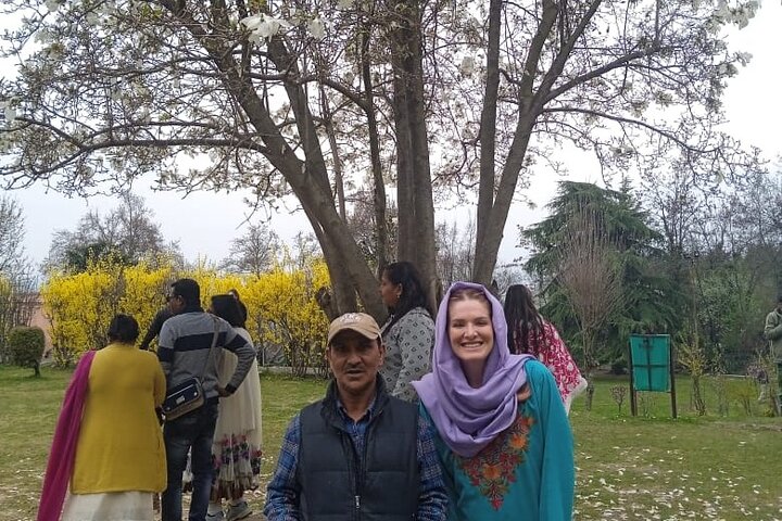 Srinagar Splendors: A Private City Tour
