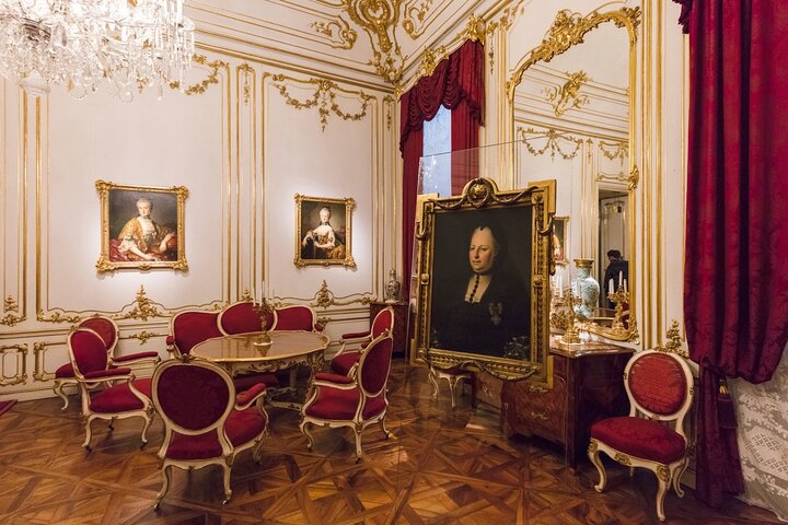 Vienna: Skip-the-Line Schönbrunn Palace & Gardens Tour