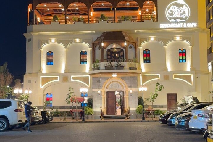 Muscat: Private Luxury Airport & Hotel Transfer