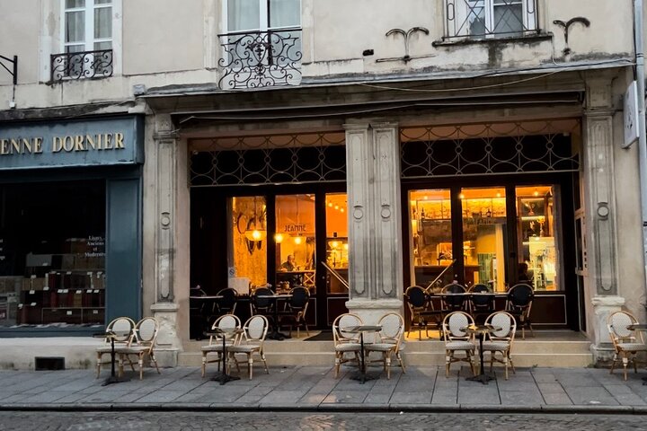 French Pastry and Dessert Walking Tour in Nancy with Local Guide