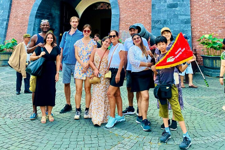 Full Day Golden Bridge and Ba Na Hills Small Group Tour