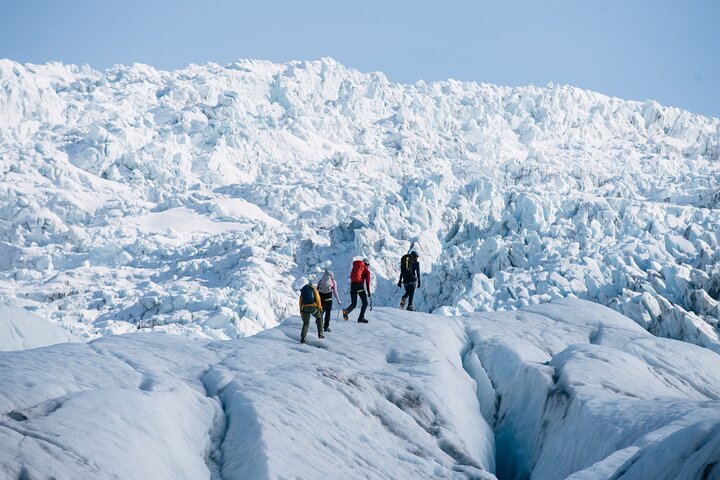 Glacier Xtreme: Vatnajökull Ice Climbing + Hike from Skaftafell