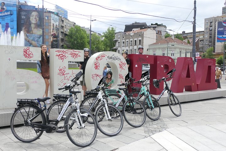 Belgrade E-Bike Tour: Power Glide!