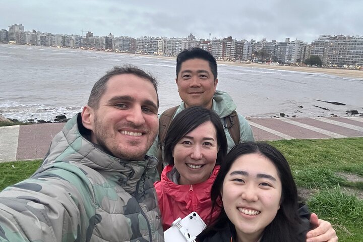 Tailor-made Montevideo: Private City Tour with a Local