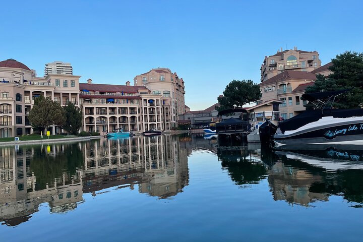 Kelowna: #1 Rated Walking Food Tour with 7 Tastings and 4 Drinks