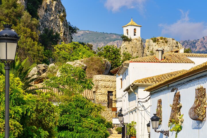 From Alicante/Benidorm: Guadalest & Algar Waterfalls Tour