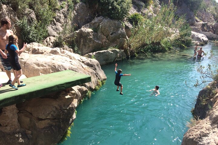 From Alicante/Benidorm: Guadalest & Algar Waterfalls Tour