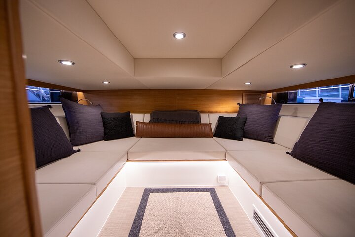 45ft Exotic Sport Yacht Private Tour In Newport Beach