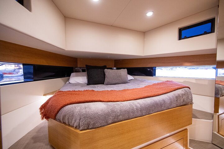 45ft Exotic Sport Yacht Private Tour In Newport Beach