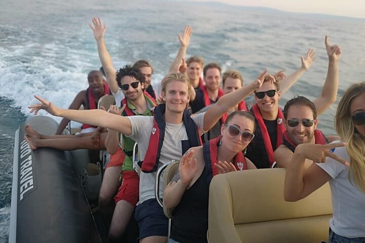 Blue Cave, Hvar & 5 Islands Speedboat Adventure From Split