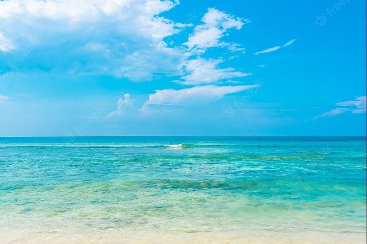 Mauritius Ile Aux Cerfs Catamaran Tour with Lunch and Drinks