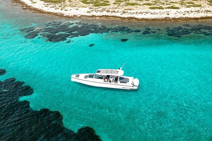 Private Boat Tour Paros, Antiparos & Blue Lagoon - Half Day