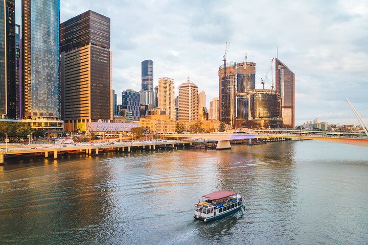 Midday Sightseeing Cruise: 12.30pm-2pm (90min)