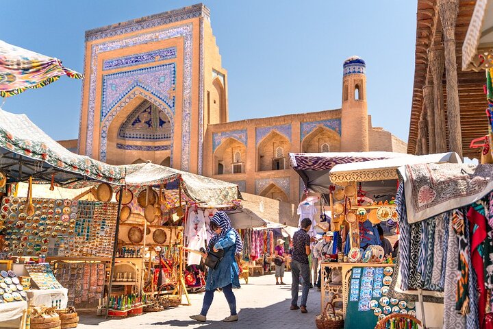 Bukhara Old Town Guided Tour with 16 Iconic Stops