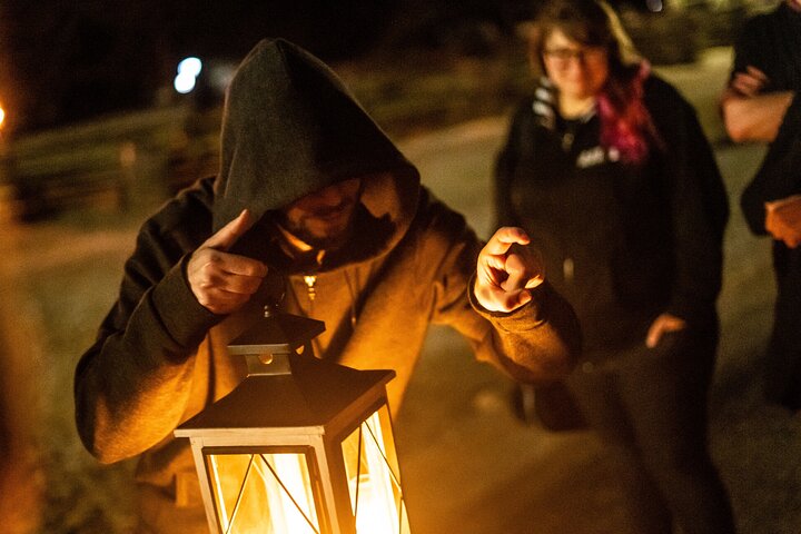 Whispers of Williamsburg Haunted Ghost Tour with Add-on options