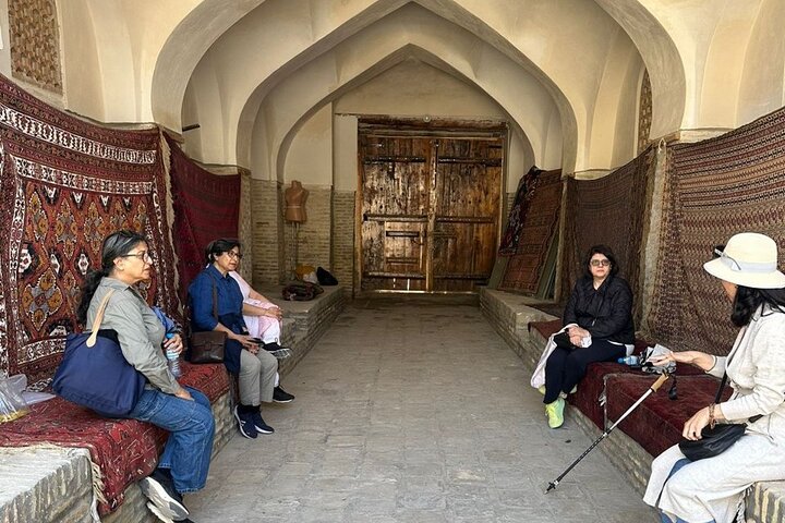 Bukhara Old Town Guided Tour with 16 Iconic Stops