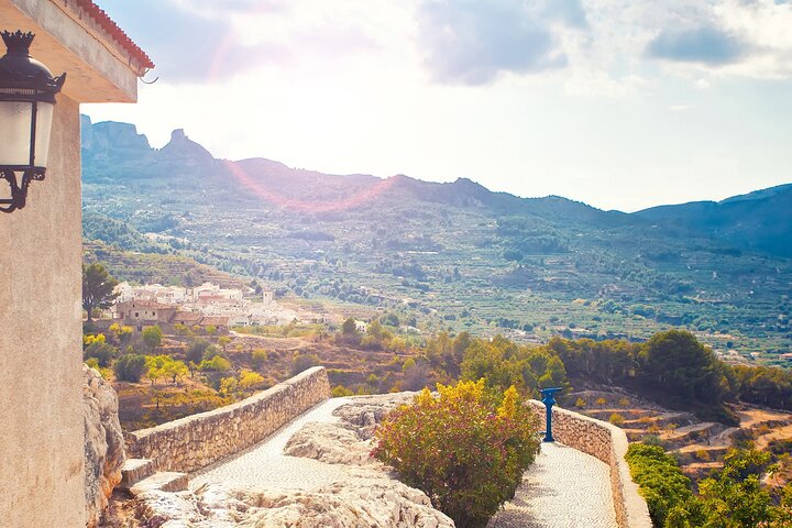 Excursion to Guadalest, Altea and entrance to the Fuentes del Algar