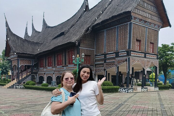 Jakarta Indonesian Culture in half Day