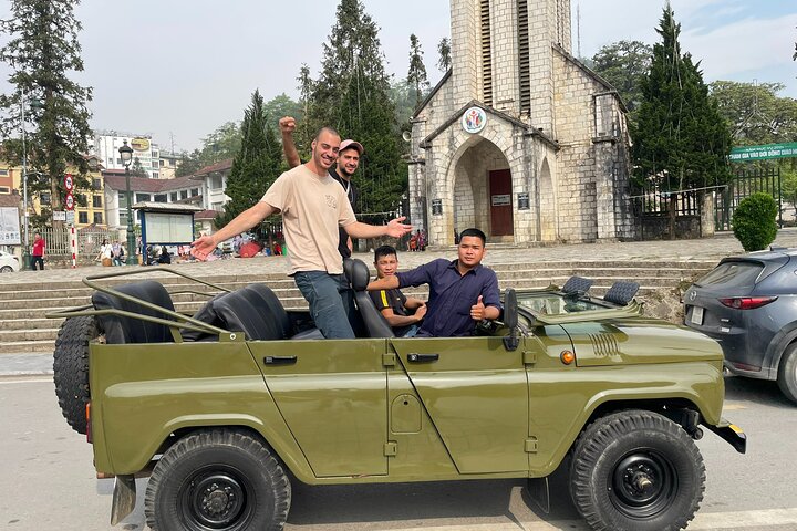 A Glimpse Of Sapa Jeep Tour Off the Beaten Path 4,5 Hours