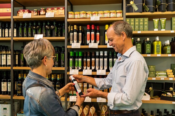 San Gimignano oil mill experience and oil tasting