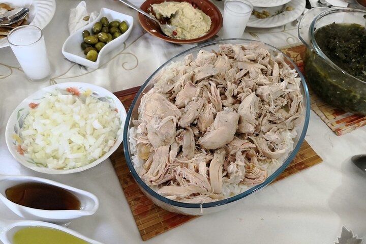 Authentic Lebanese Cooking Lesson and Meal with Tania's Family in Beirut