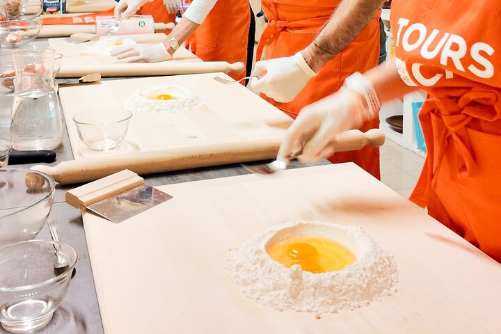 Bologna Local Pasta Cooking Class, Ragu, Spritz, Wine & Gelato