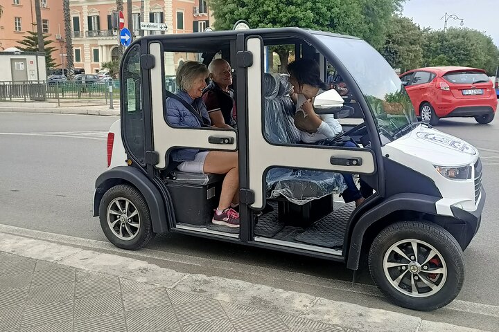 Private Tour of Taranto aboard an Ape Calessino
