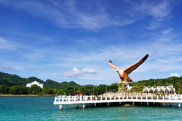 Langkawi Panoramic Tour SkyCab SkyBridge SkyGlide OrientalVillage