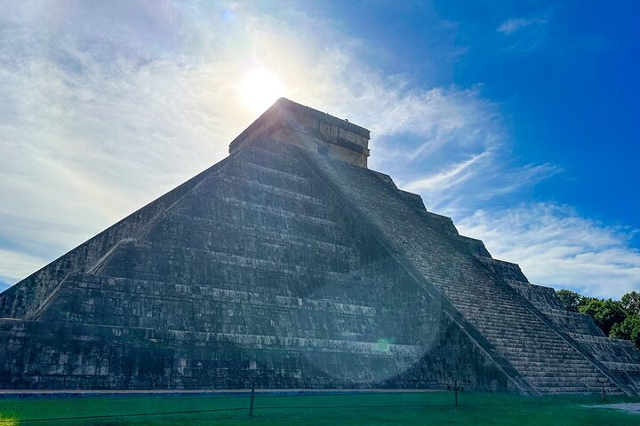 Chichen Itza Ticket with optional Guide