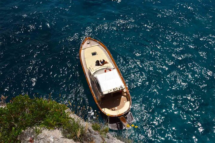 From Sorrento: Positano & Amalfi Coast Boat Tour with Pick Up