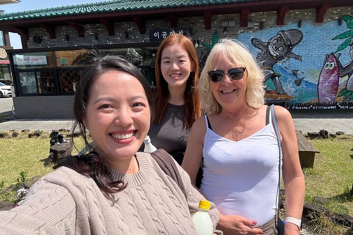 Jeju Island Popular Sightseeing Private Car Charter Tour 5/9hours