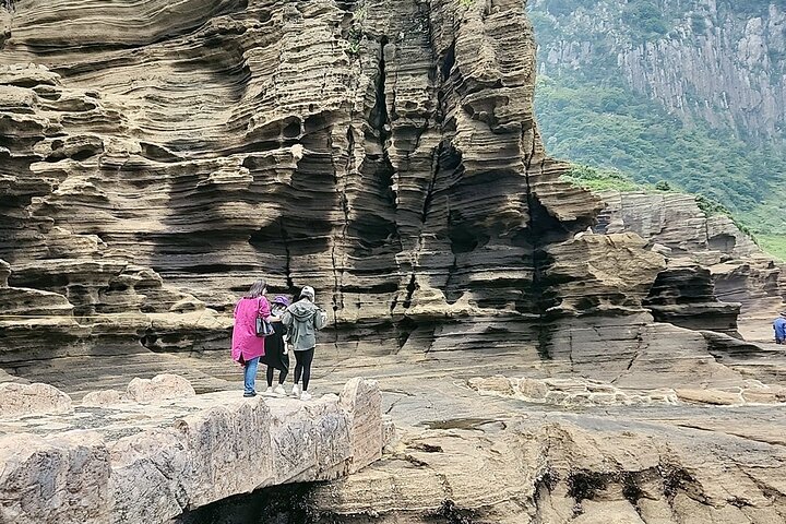 Jeju Island Popular Sightseeing Private Car Charter Tour 5/9hours
