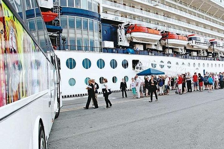 Round trip from Cruise Terminal to Honfleur