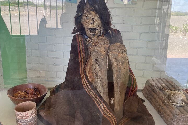 Private Nazca trilogy tour : Cahuachi, Chauchilla & Aqueducts