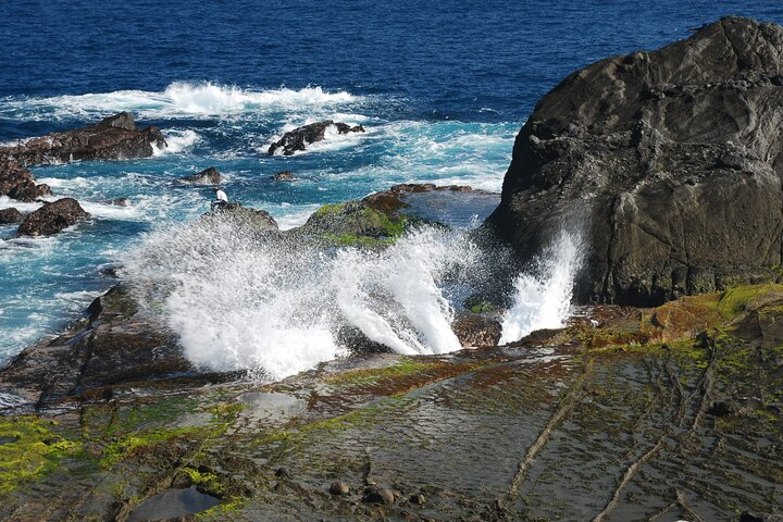 Private East Coast & Jade Hunting Tour – Hualien Summer Escape