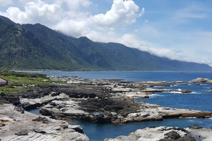 Private East Coast & Jade Hunting Tour – Hualien Summer Escape