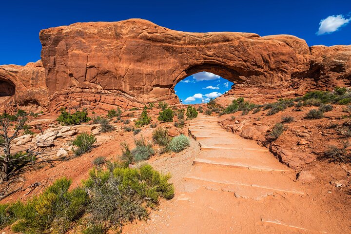 HIGHLY RATED Arches National Park Sightseeing Tour From Moab Utah