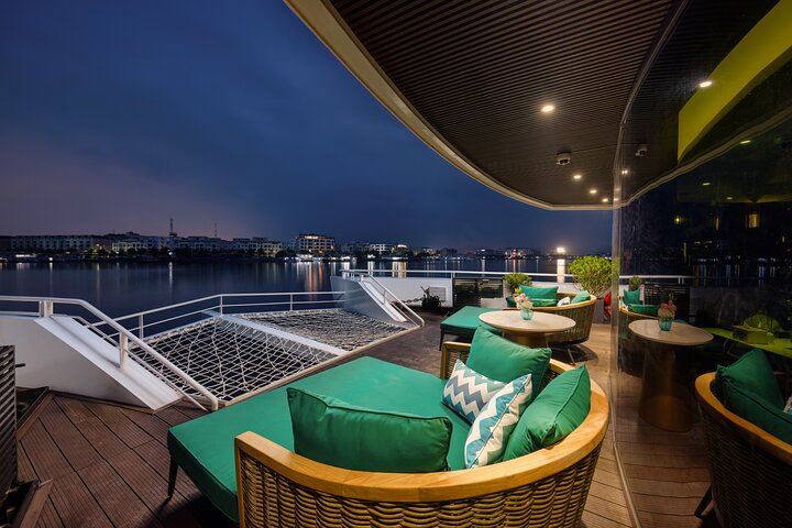 Halong Bay & Lan Ha Bay Luxury Day Cruise by The Halong Catamaran