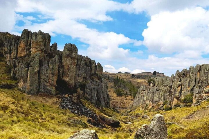 Cajamarca: Cumbemayo - the Stone Forest