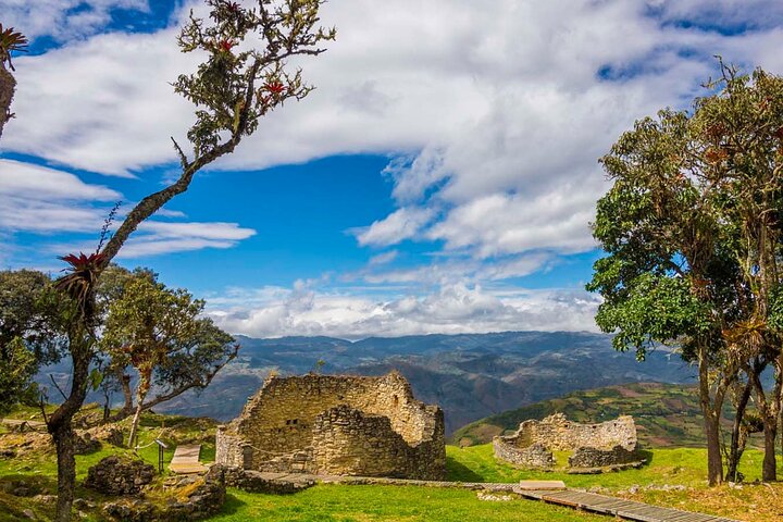 Chachapoyas: Kuelap Archaeological Site - Guided English/Spanish