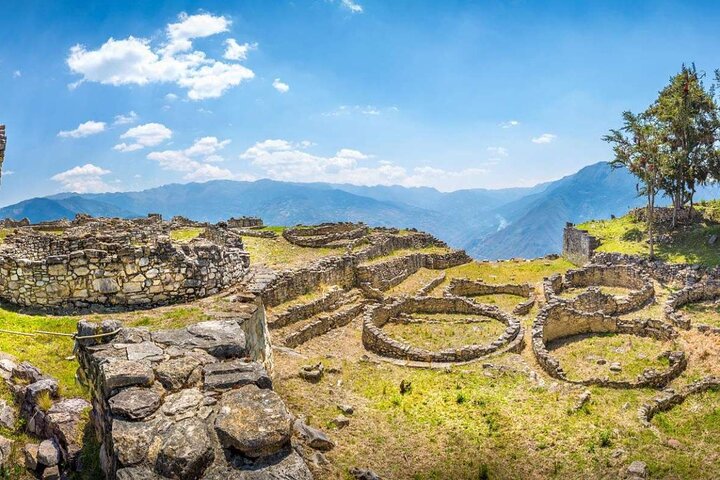 Chachapoyas: Kuelap Archaeological Site - Guided English/Spanish