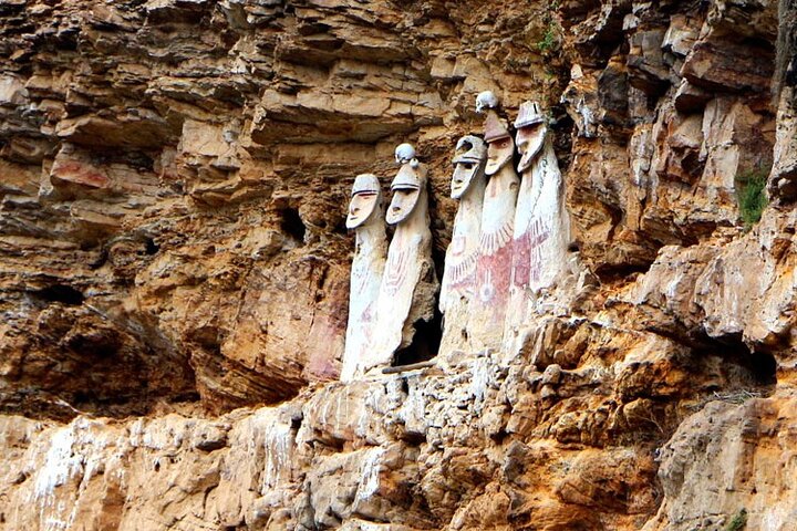 Chachapoyas: Karajía Sarcophagi & Quiocta Caves